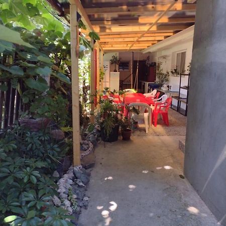 Thai House Костинещи Екстериор снимка